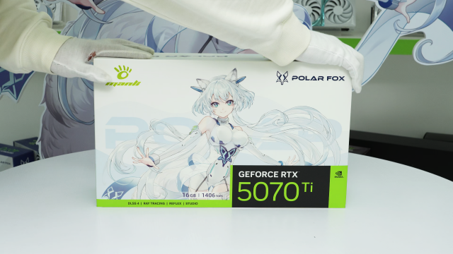 Unboxing Manli Polar Fox GeForce RTX 5070Ti